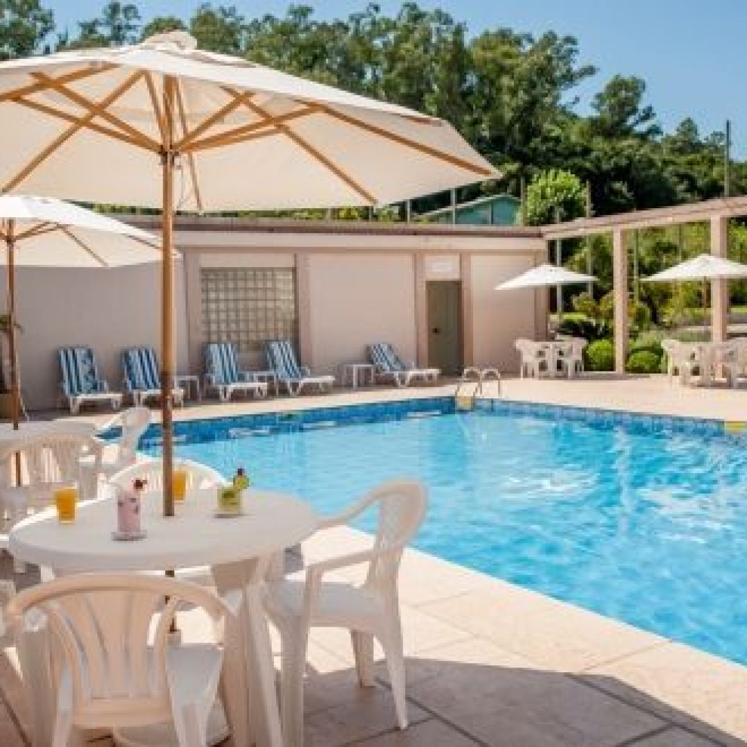 piscina-1920w.jpg